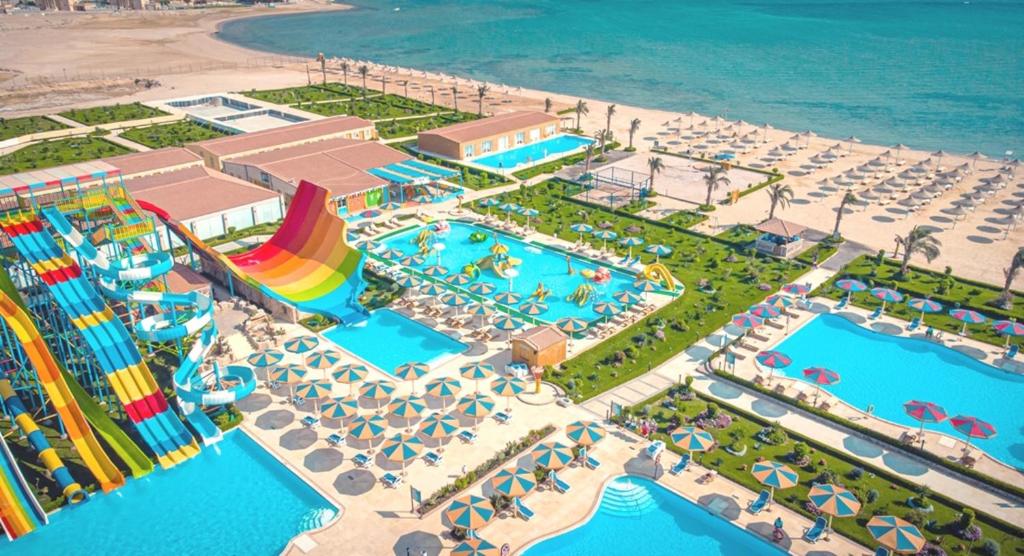Hawaii Paradise Aqua Park Resort