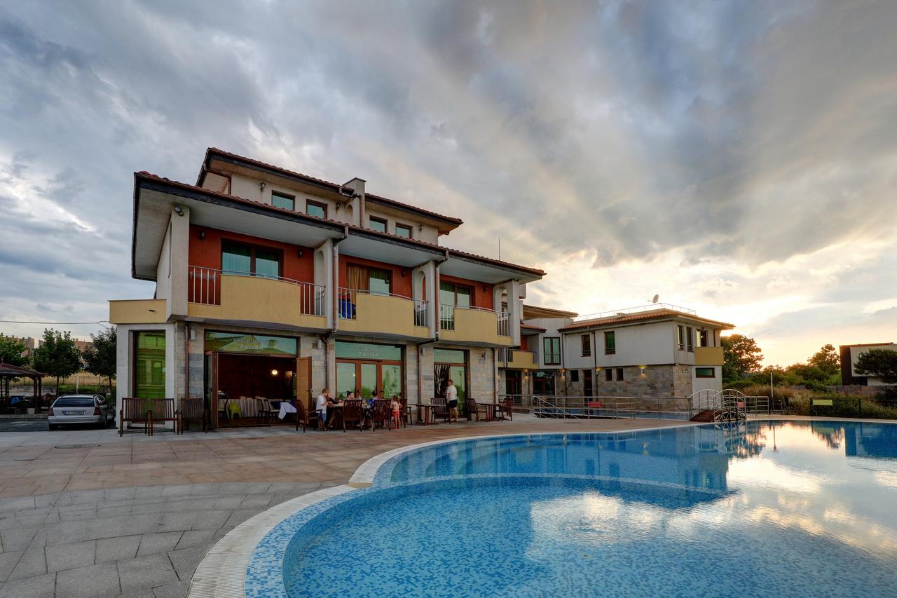 Hotel Lalov Egrek