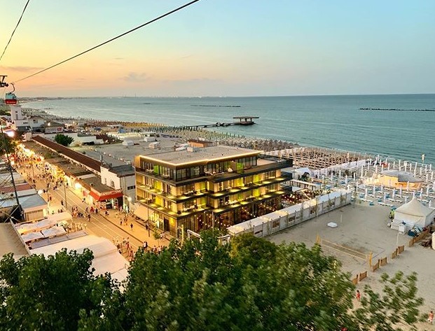 Seaside Mamaia Apart