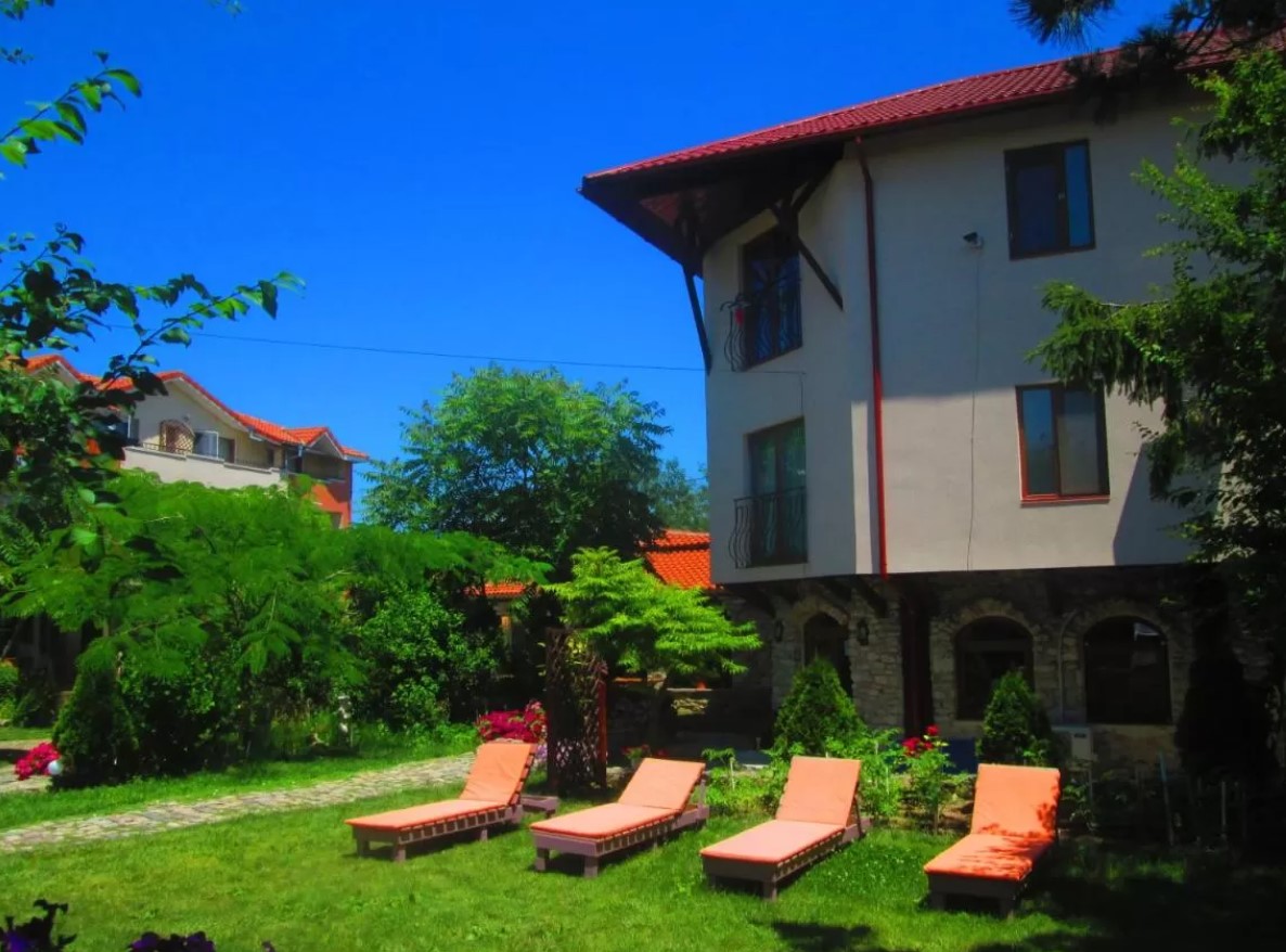 Vamabel House