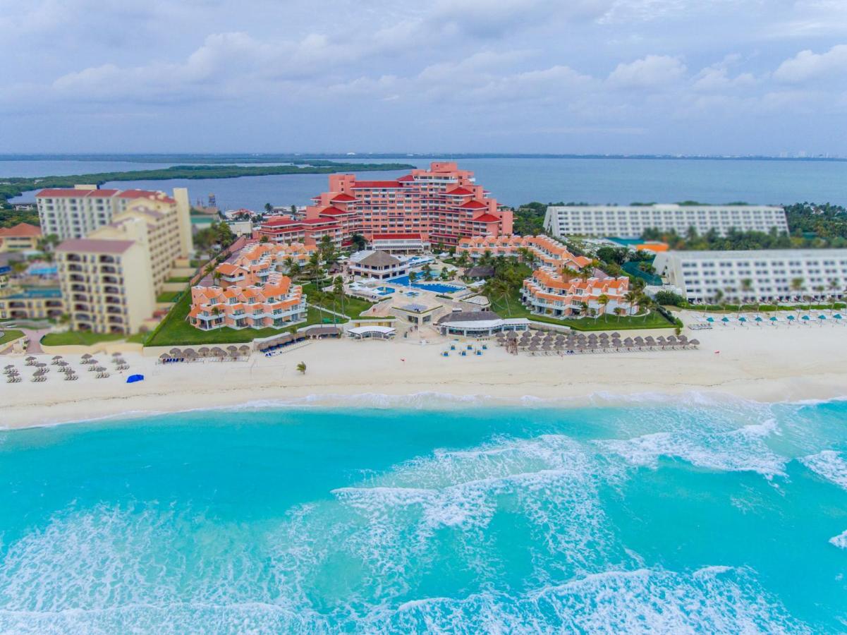 Omni Cancun Hotel & Villas