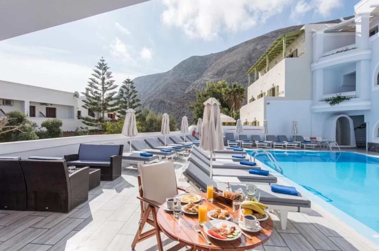 Blue Waves Suites