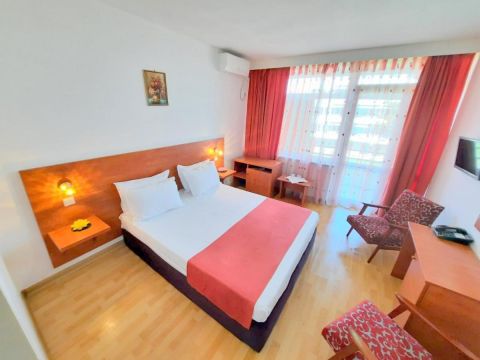 Hotel Tomis